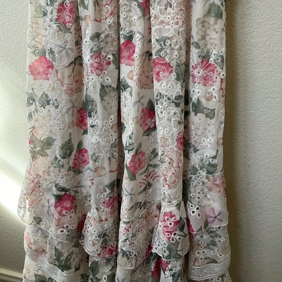 NWT GIANNI BINI | White Wedding Spring Floral Lace Tiered Midi Dress | Size 12 - Picture 5 of 13